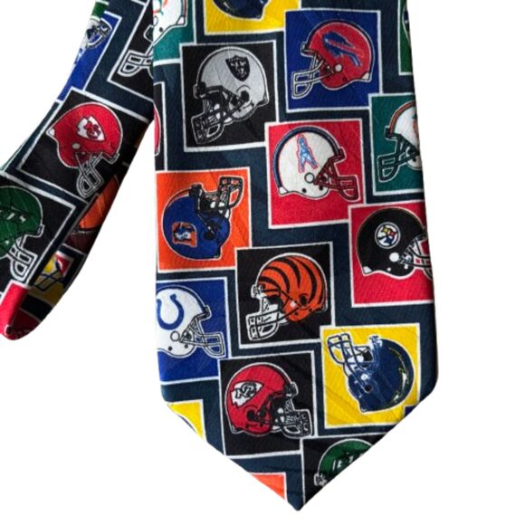 Surrey NFL Football Teams 100% Polyester Tie #BD - Picture 2 of 5